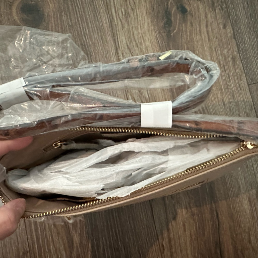 Gili Handbag - Picture 4 of 5